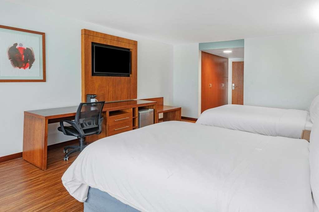 Tryp Guayaquil Hotel Værelse billede